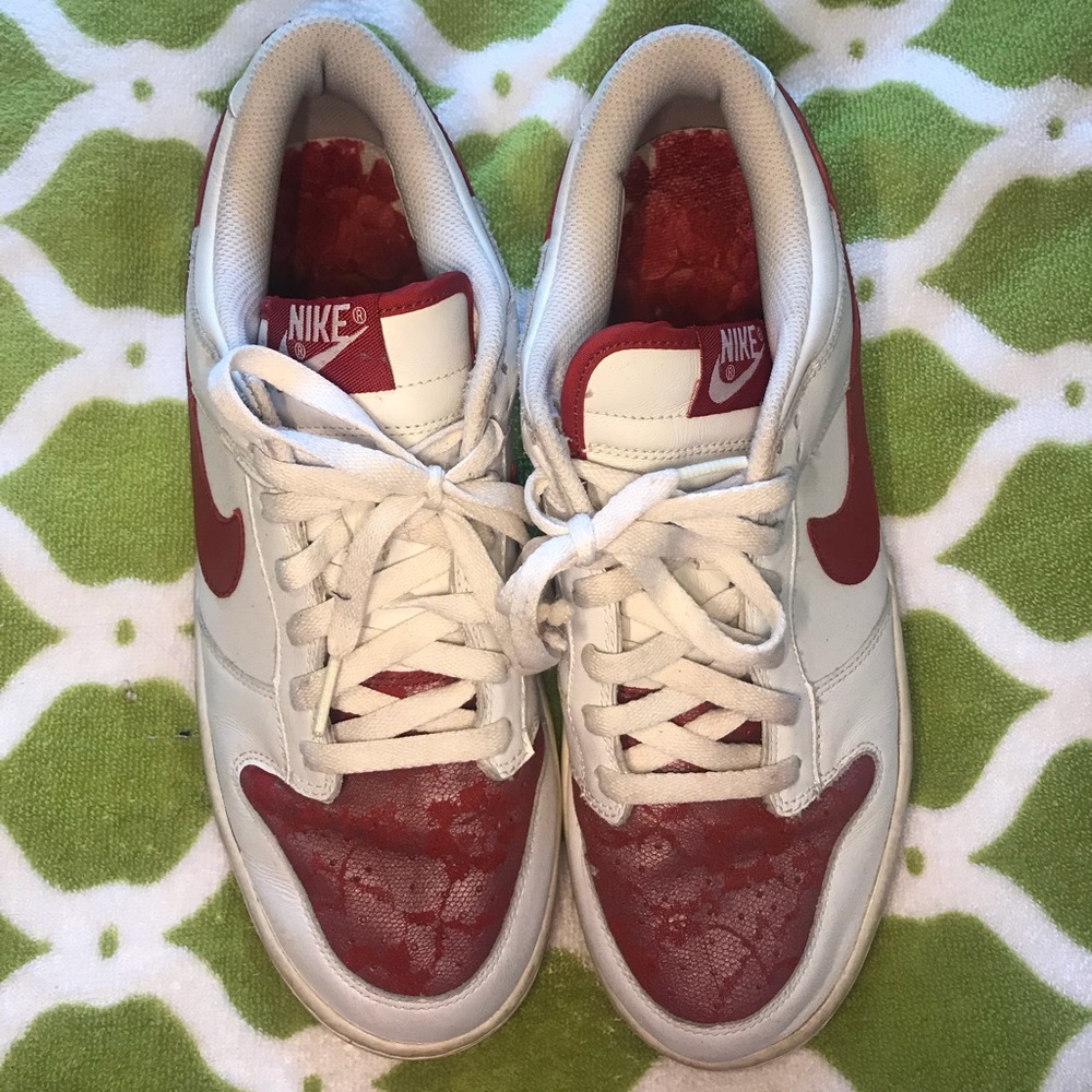 Nike Rose Designed Sneakers